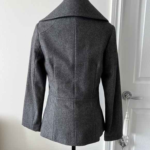 Front button wool blend winter dress coat - Picture 3 of 11